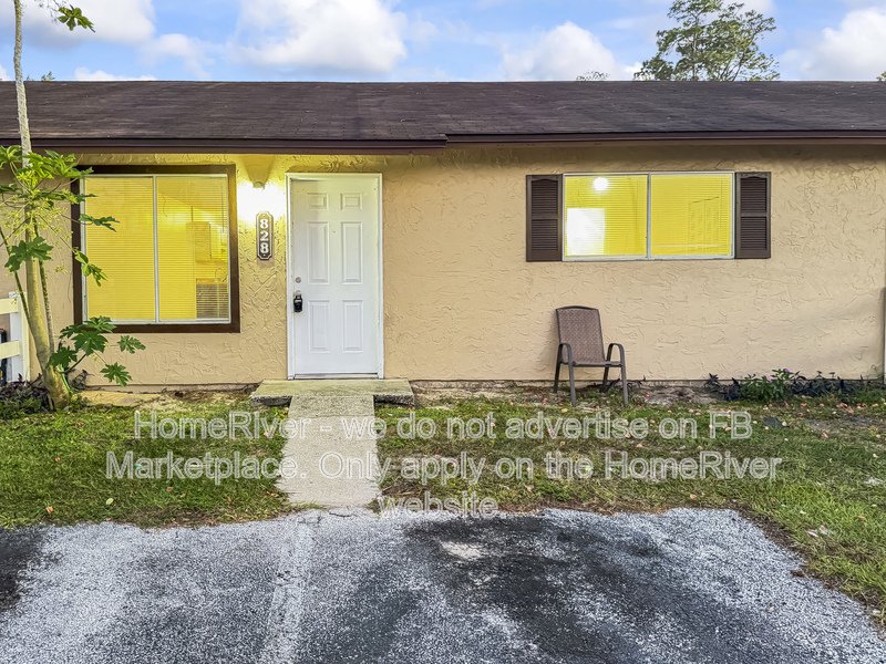 Move In Ready! - 828 W Rosewood Ln Tavares FL 32778 property image