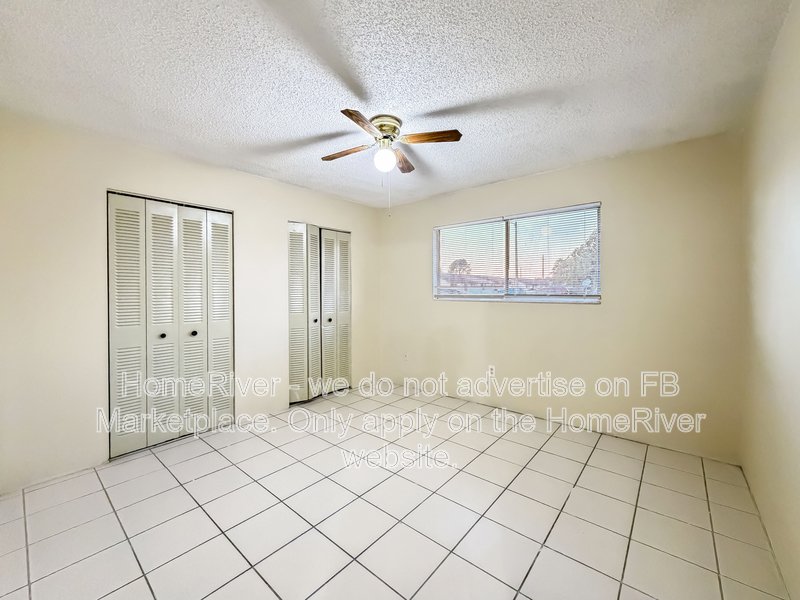 Move In Ready! - 828 W Rosewood Ln Tavares FL 32778 property image