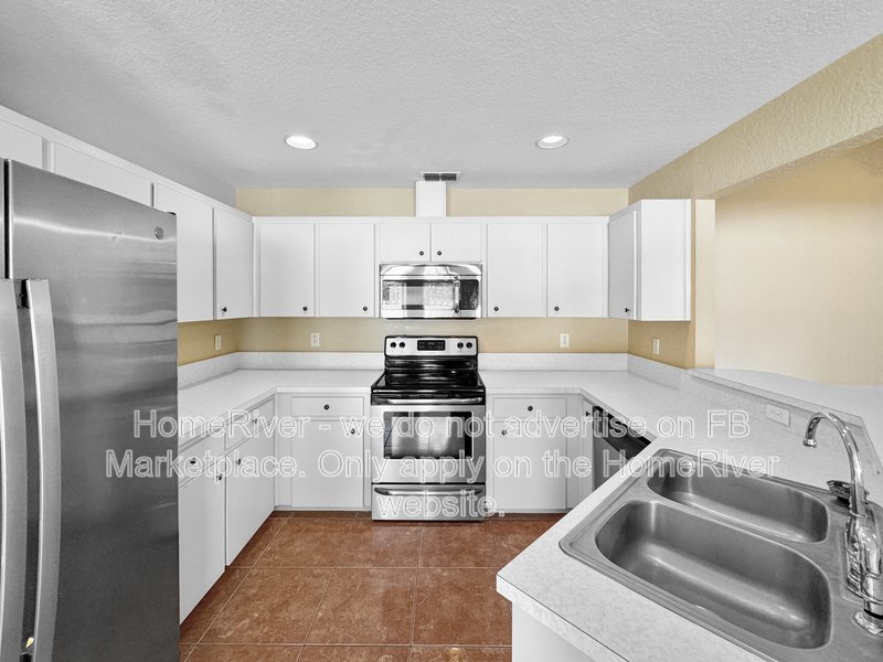 Available Now - 3411 Imperial Manor Way property image