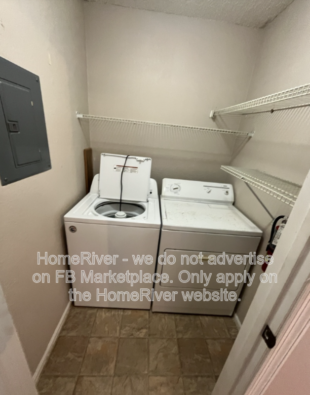 Available Now - 5124 Park Central Dr Apt 528 property image