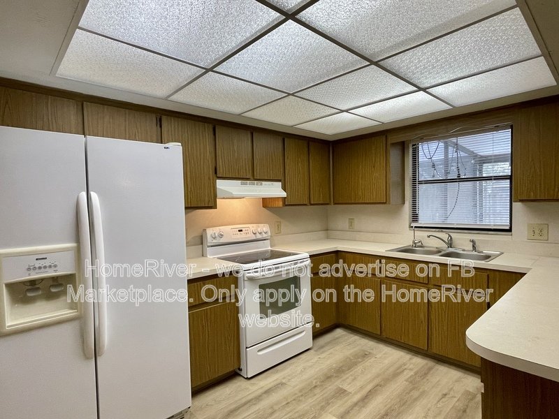 Coming Soon - 3812 Highgate Dr, Valrico property image