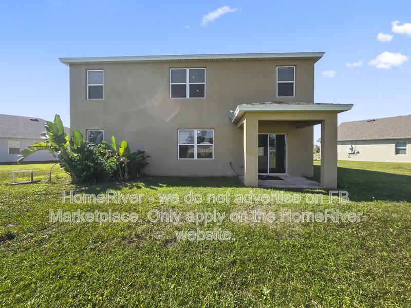 Move In Ready! - 401 GUINEVERE DR SW, PALM BAY FL 32908 property image