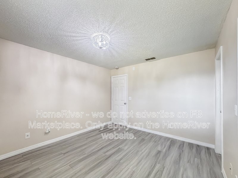 Apply Now!!! 947 BIRD BAY CT APT 205, property image