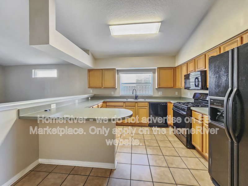 Available Now - 10434 Lightner Bridge Dr, Tampa property image