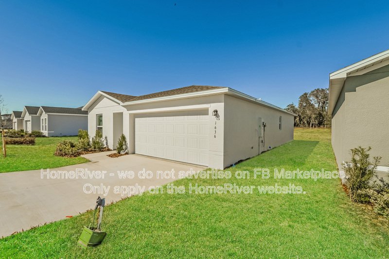 Available Now! Amazing 3 bedroom, 2 bathroom home! property image