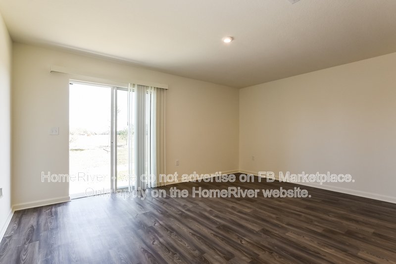 Available Now! Amazing 3 bedroom, 2 bathroom home! property image