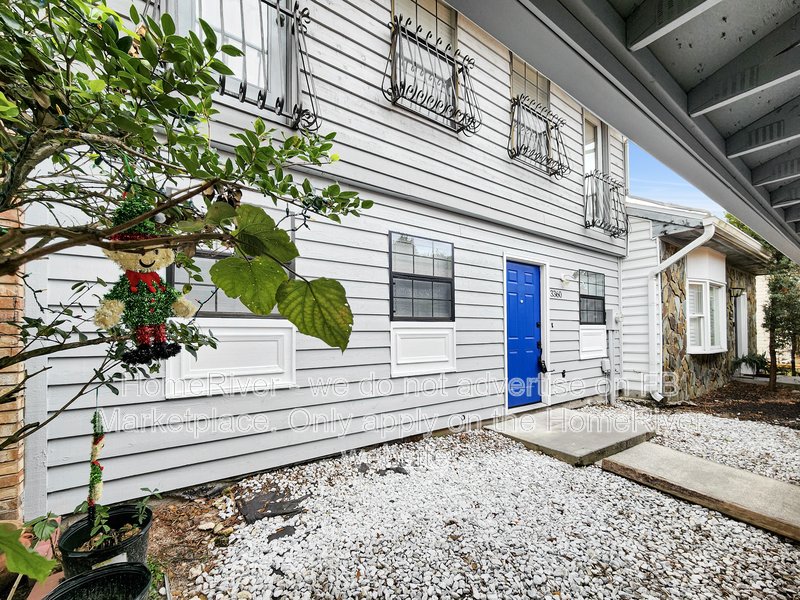 Move In Ready!- 3360 W HIDDEN HAVEN CT, TAMPA FL 33607 property image
