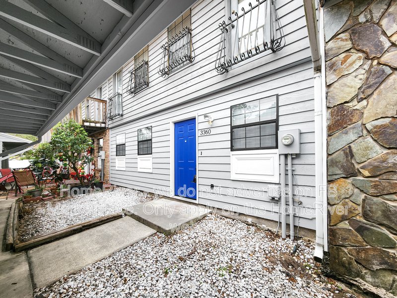 Move In Ready!- 3360 W HIDDEN HAVEN CT, TAMPA FL 33607 property image