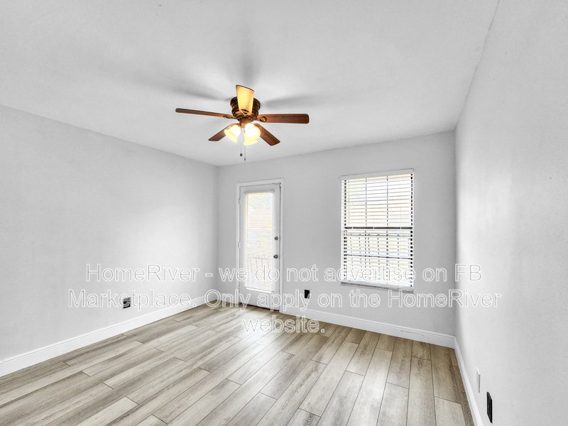 Move In Ready!- 3360 W HIDDEN HAVEN CT, TAMPA FL 33607 property image