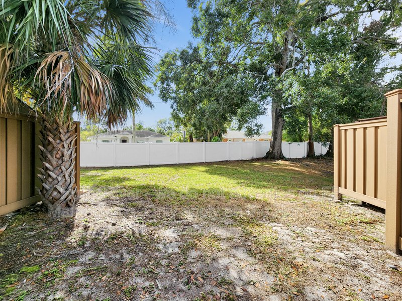 Move In Ready!- 3360 W HIDDEN HAVEN CT, TAMPA FL 33607 property image