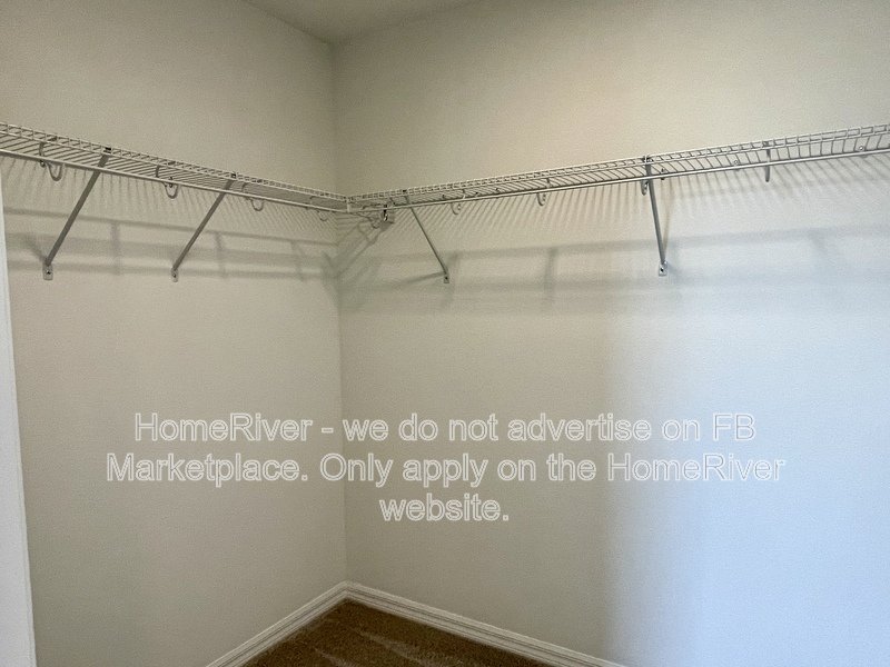 Move In Ready! - 10701 New Morning Dr Tampa, FL 33647 property image