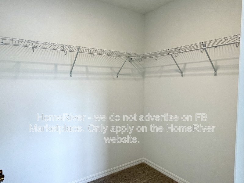 Move In Ready! - 10701 New Morning Dr Tampa, FL 33647 property image