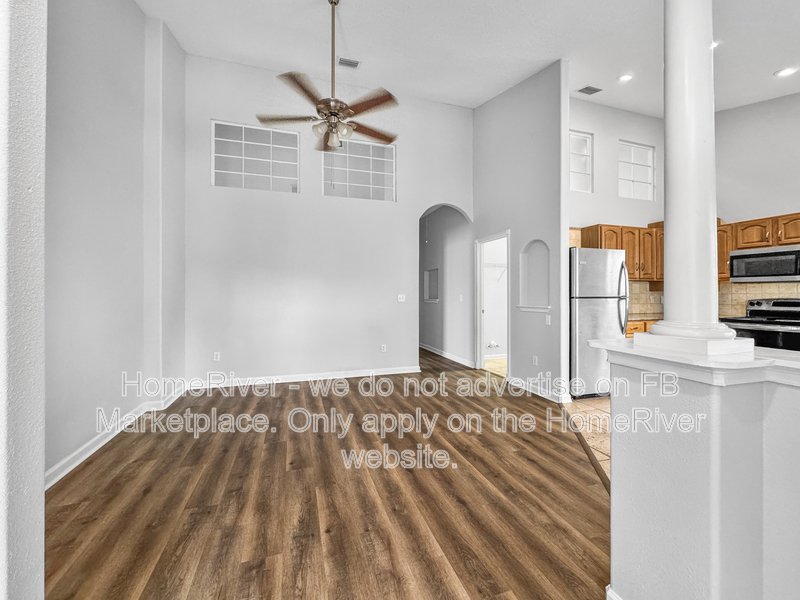 Available Now! Amazing 3 bed 2 bath home! property image