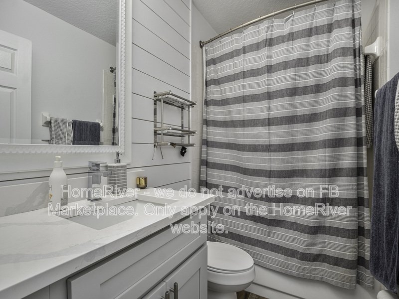 Available Now - 18808 RUE LOIRE LUTZ FL 33558 property image