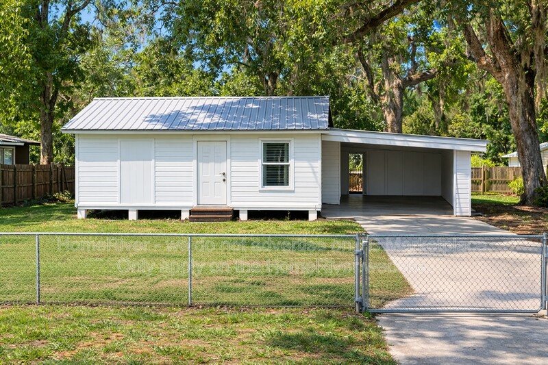 Move in ready - 2850 CR 423, LAKE PANASOFFKEE FL 33538 property image