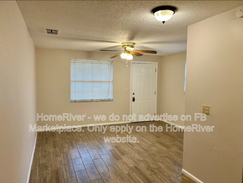 $200 off First Month&amp;amp;amp;amp;amp;amp;#39;s Rent- 1207 E 108th Ave #A property image
