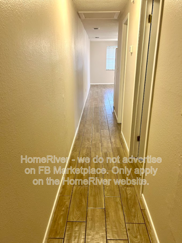 $200 off First Month&amp;amp;amp;amp;amp;amp;#39;s Rent- 1207 E 108th Ave #A property image