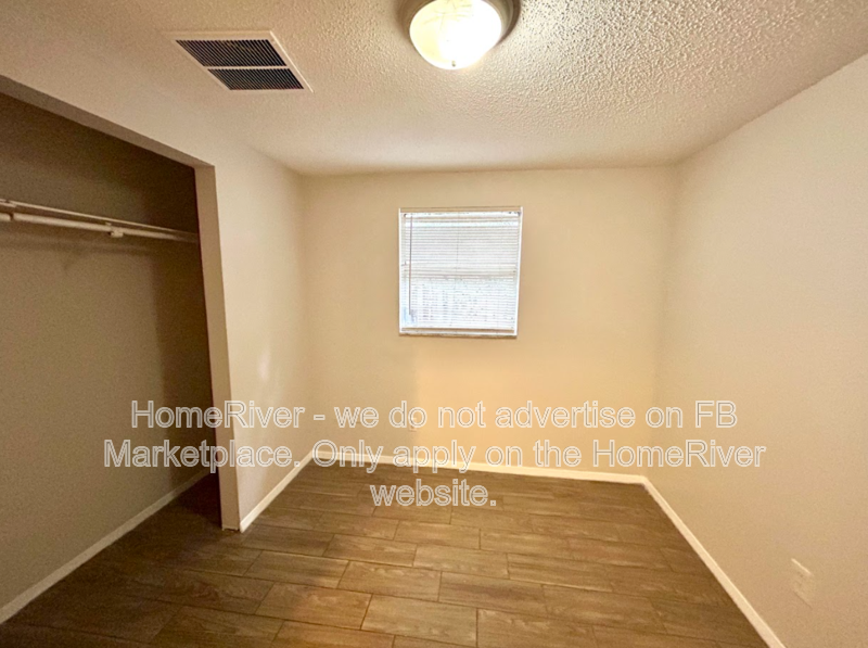 $200 off First Month&amp;amp;amp;amp;amp;amp;#39;s Rent- 1207 E 108th Ave #A property image