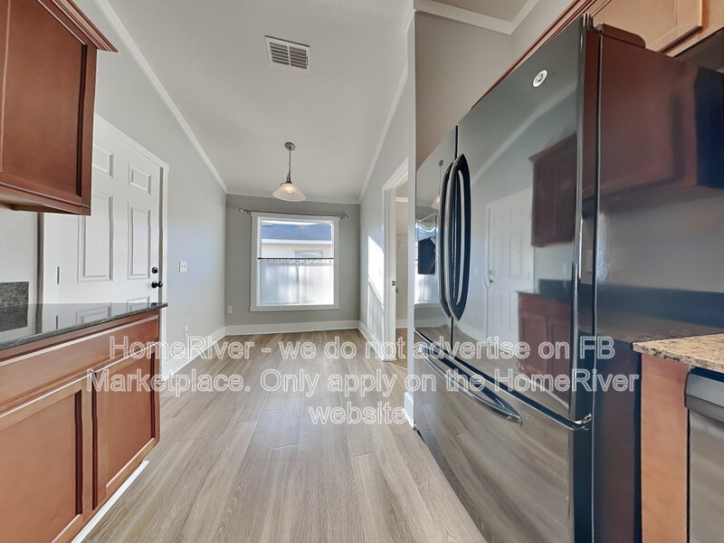 Rent today! 4663 SW 40th Ln property image