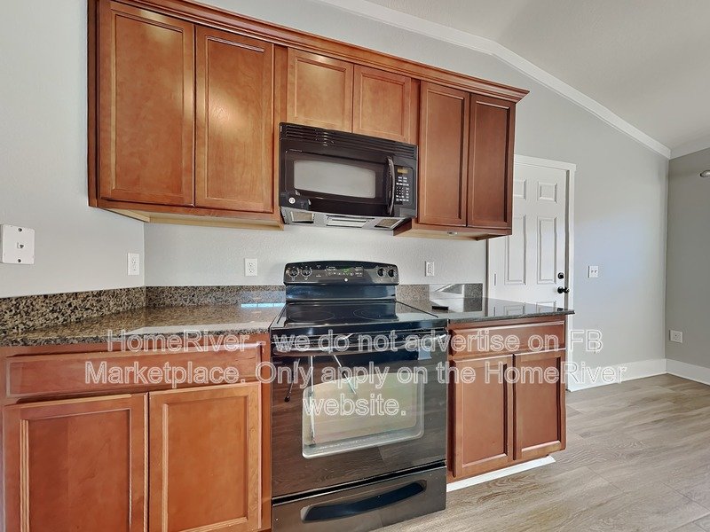 Rent today! 4663 SW 40th Ln property image