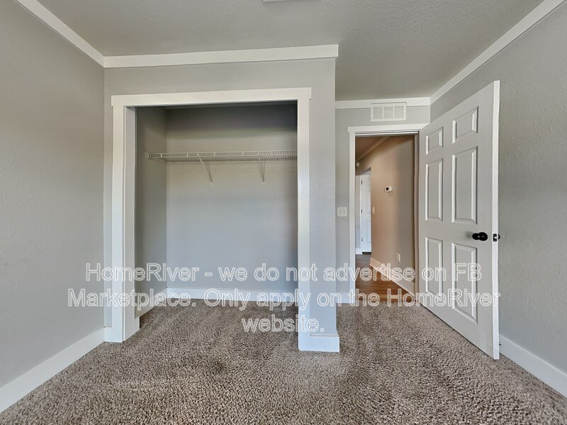 Rent today! 4663 SW 40th Ln property image