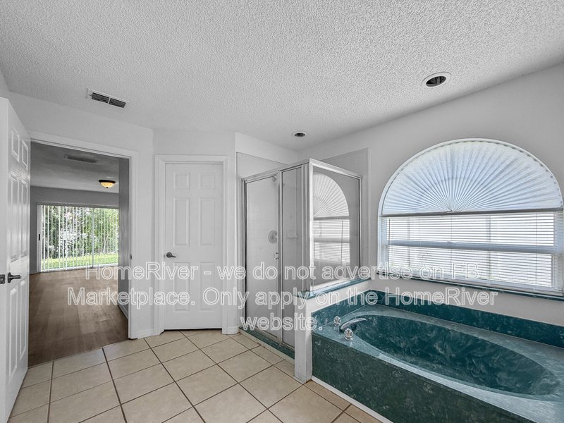 2932 Pembridge St property image