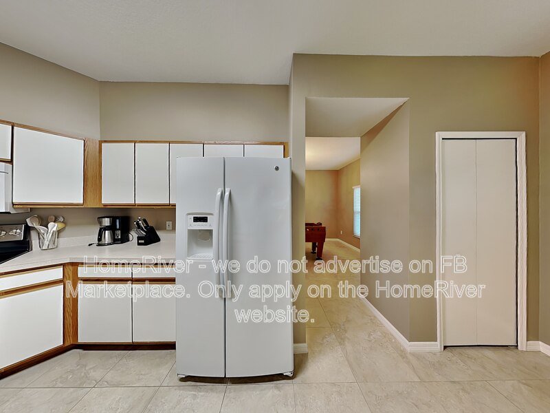Awesome 4 Bedroom Home Available in East Orlando! property image