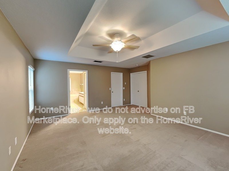 Awesome 4 Bedroom Home Available in East Orlando! property image