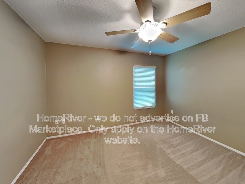 Awesome 4 Bedroom Home Available in East Orlando! property image