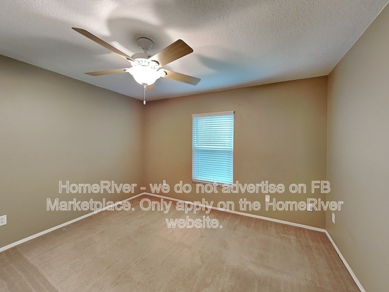 Awesome 4 Bedroom Home Available in East Orlando! property image