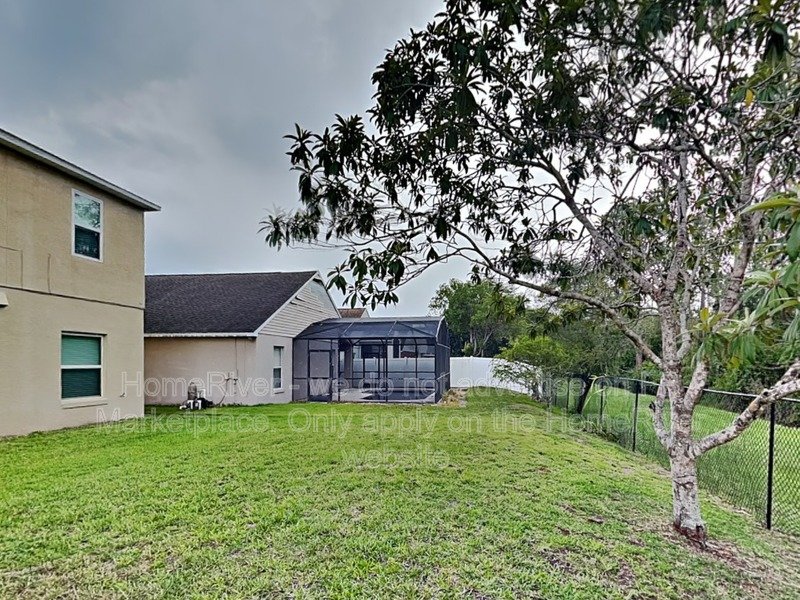 Awesome 4 Bedroom Home Available in East Orlando! property image