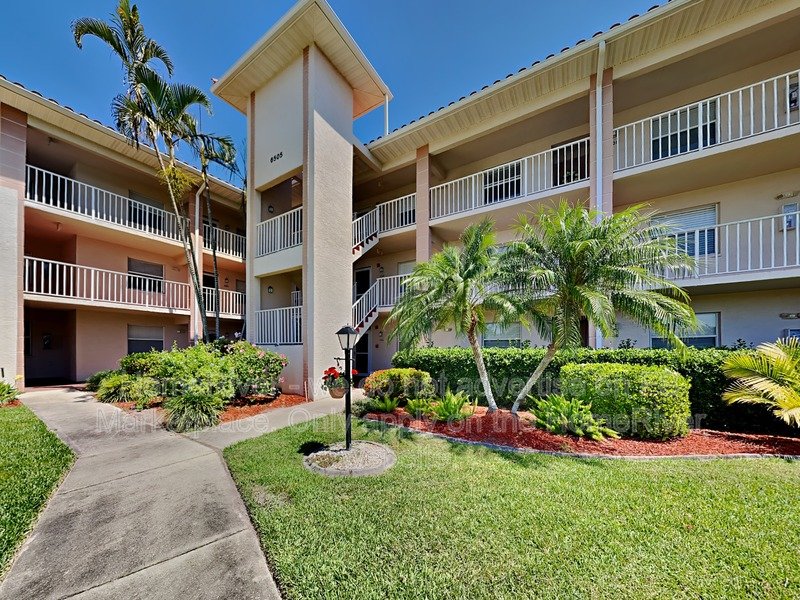 Move In Ready! - 6505 STONE RIVER RD APT 104, BRADENTON FL 34203 property image