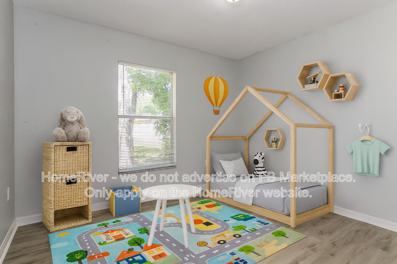 Coming Soon | Pets Welcome | 3 Beds | High Ceilings property image