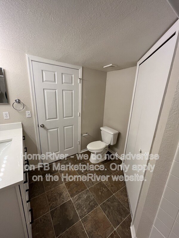 Move in Ready! 5124 Park Central Dr Apt 528 property image