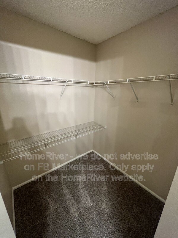 Move in Ready! 5124 Park Central Dr Apt 528 property image