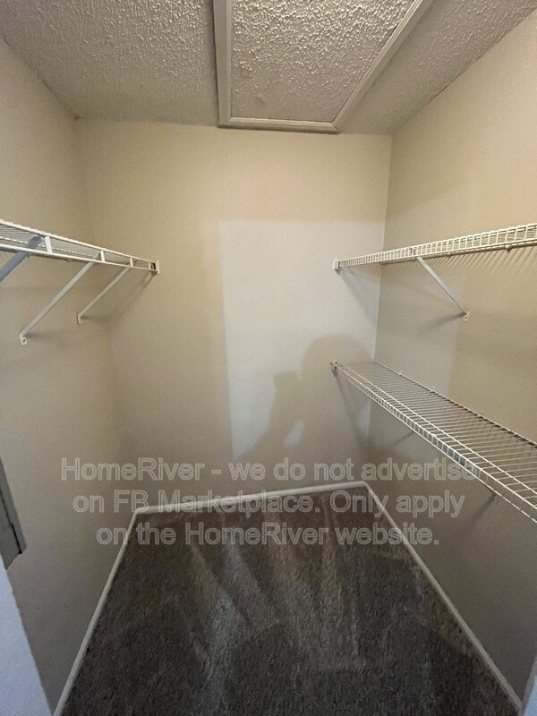 Move in Ready! 5124 Park Central Dr Apt 528 property image