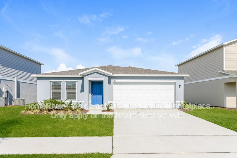 Available Now! Amazing 4 bed 2 bath home! property image