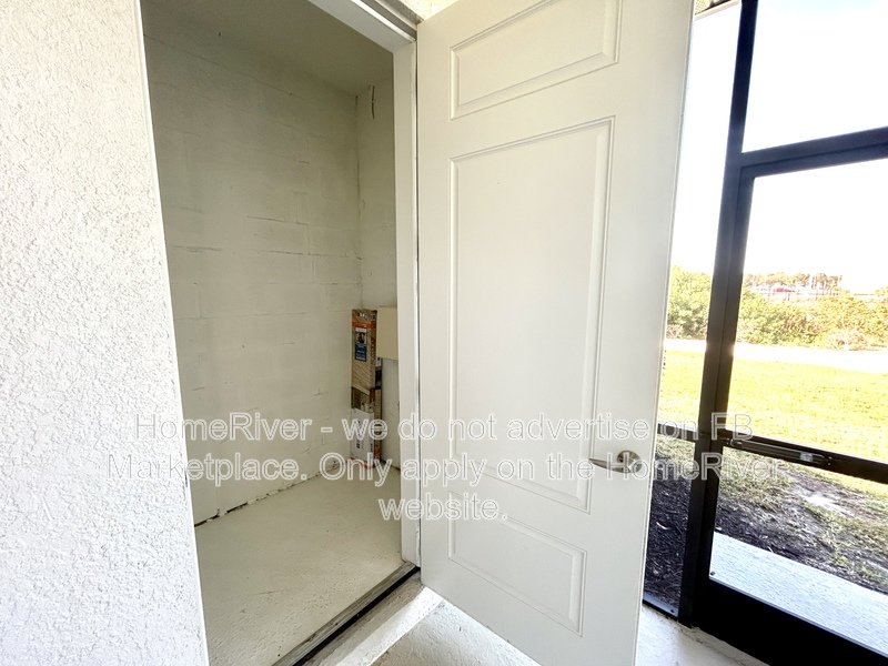 Move In Ready! - 8667 CANYON CREEK TRL, PARRISH FL 34219 property image