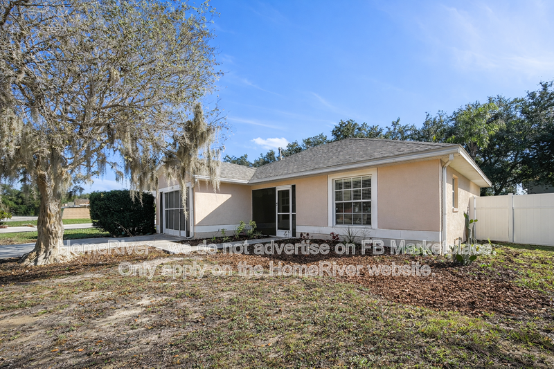 Available Now! - 225 Glasgow Ct, Davenport property image