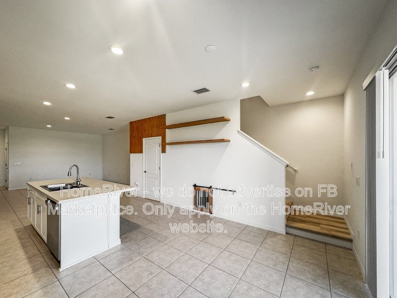 Move In Ready! - 8667 CANYON CREEK TRL, PARRISH FL 34219 property image