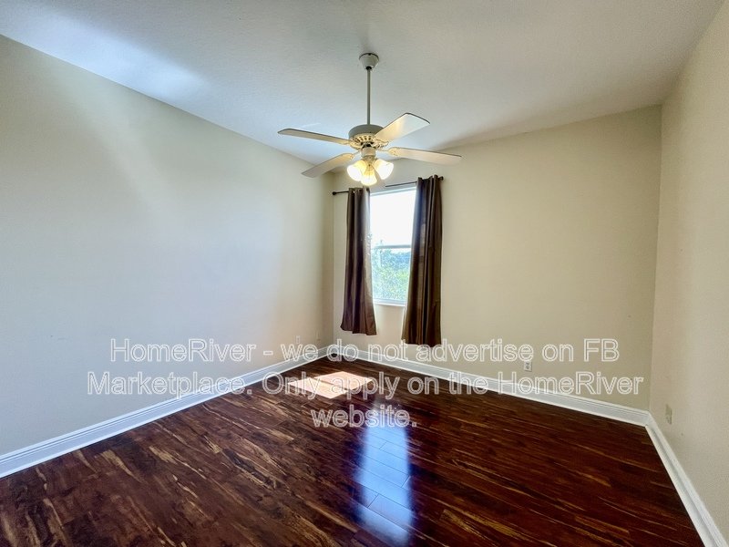 Available Now - 7436 Islander Ln property image