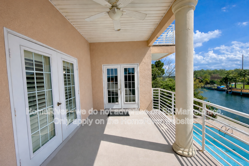 Available Now - 7436 Islander Ln property image
