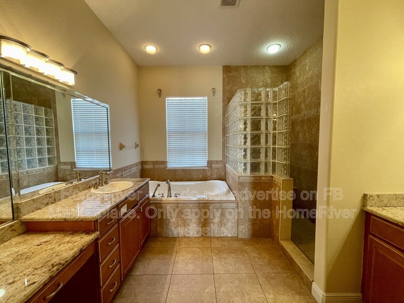 Available Now - 7436 Islander Ln property image