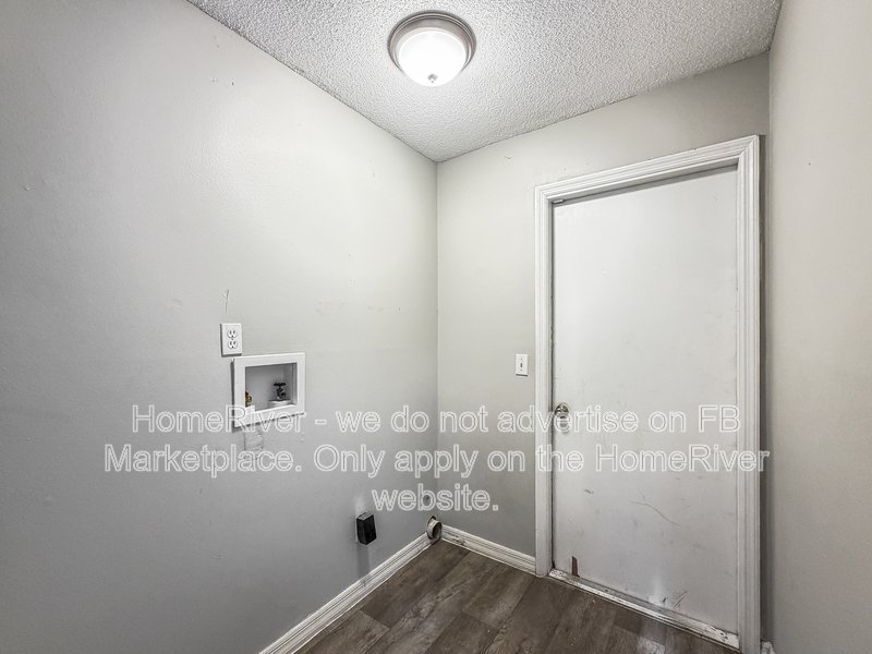 Available Now! Amazing 3 bed 2 bath home! property image