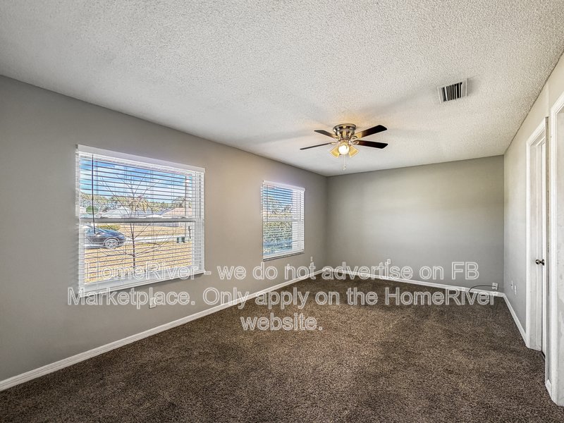 Available Now! Amazing 3 bed 2 bath home! property image