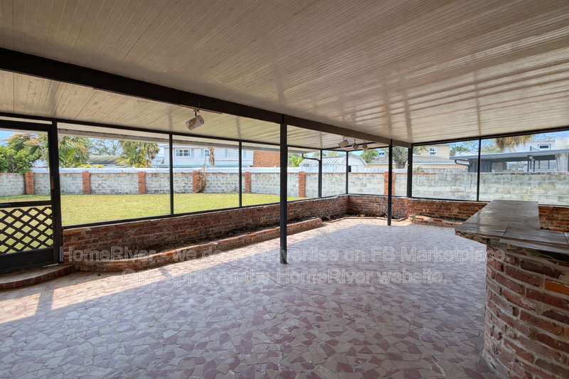 Move-in Ready! 4926 Shetland Ave, Tampa property image