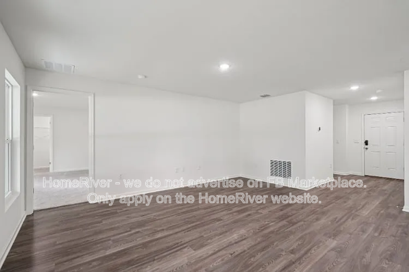 Available Now! Amazing 4 bedroom 2 bath home! property image