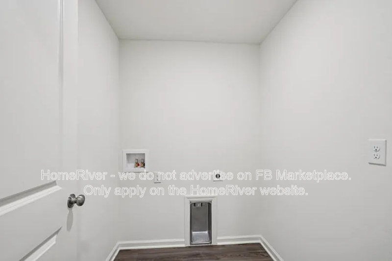 Available Now! Amazing 4 bedroom 2 bath home! property image