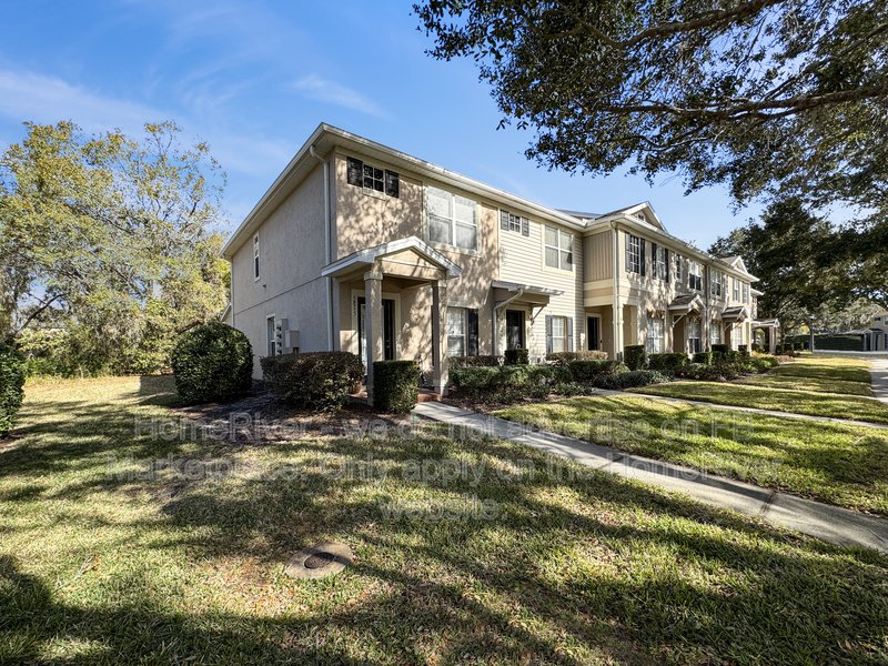 Move In Ready! - 5813 Fishhawk Ridge Dr Lithia, FL 33547 property image