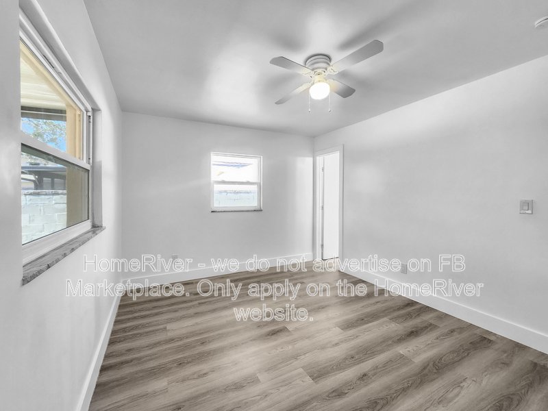 Move-in Ready! 4926 Shetland Ave, Tampa property image